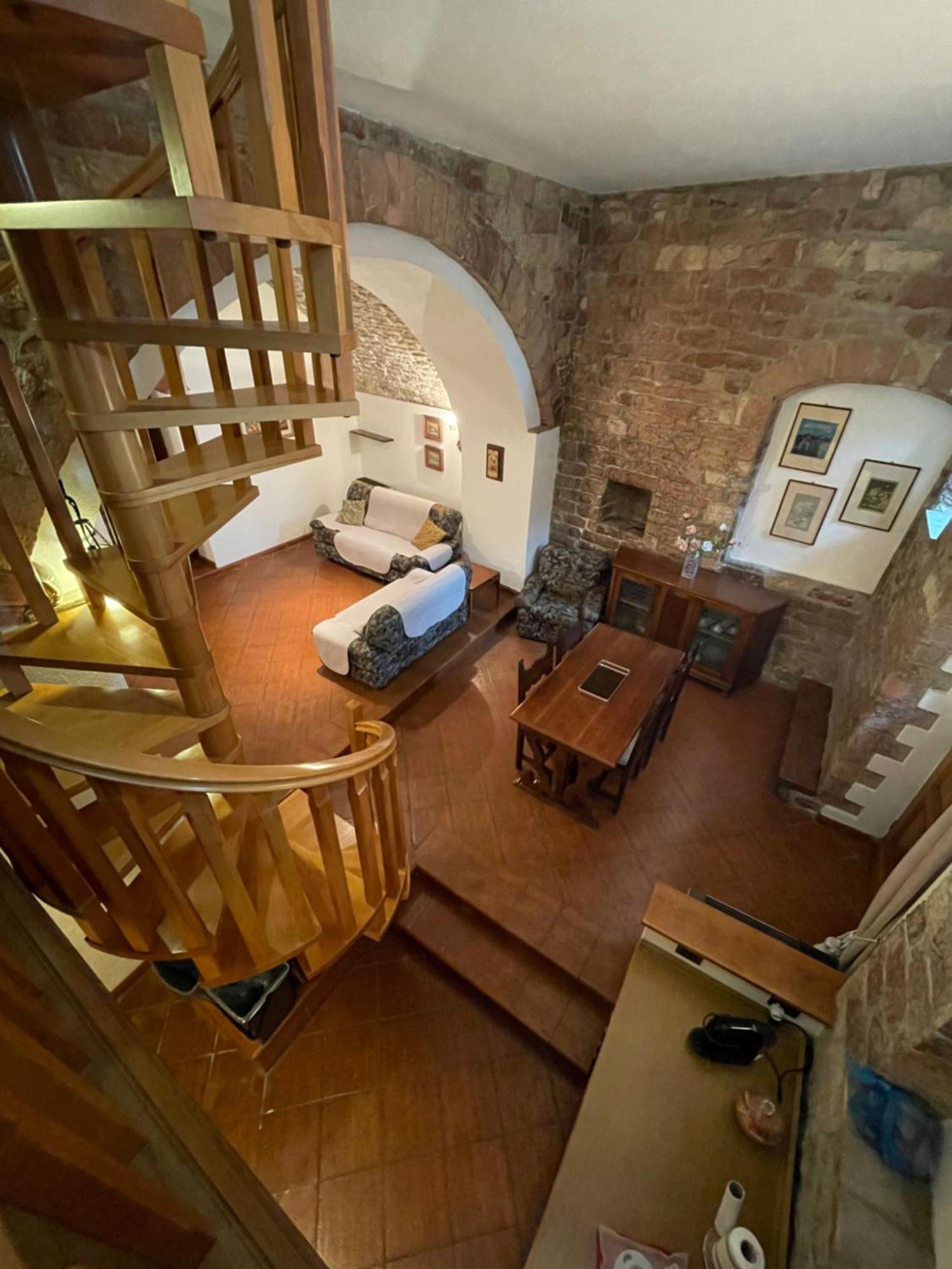 Happy House - Porta San Giacomo Apartment อัสซิซี ภายนอก รูปภาพ