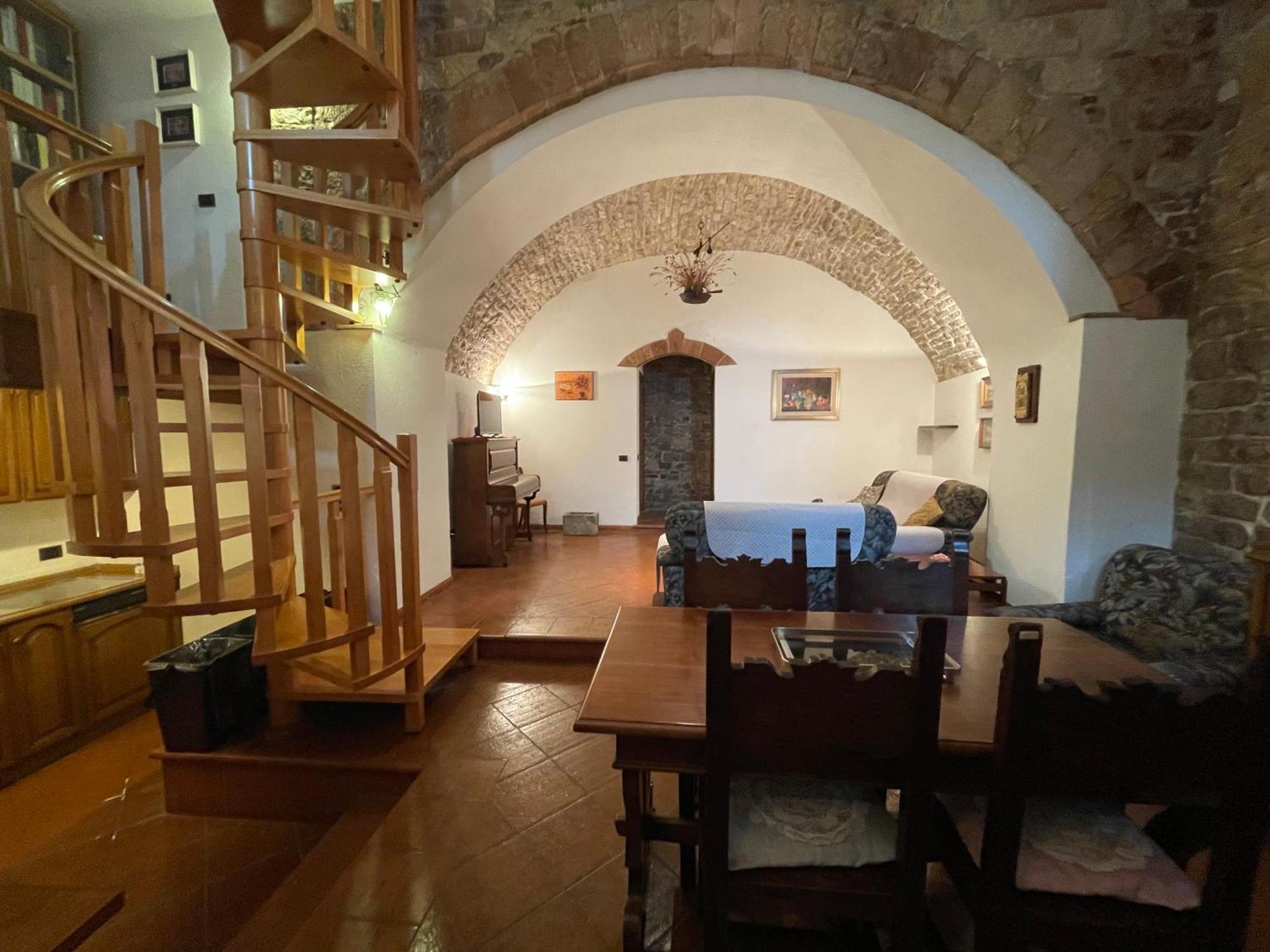Happy House - Porta San Giacomo Apartment อัสซิซี ภายนอก รูปภาพ